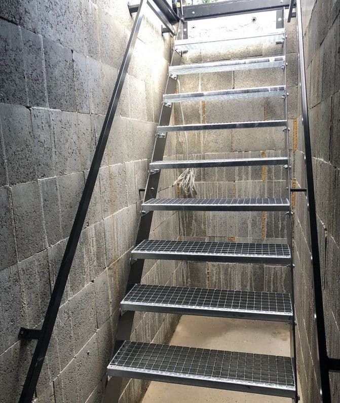 Steel Staircase with Grating