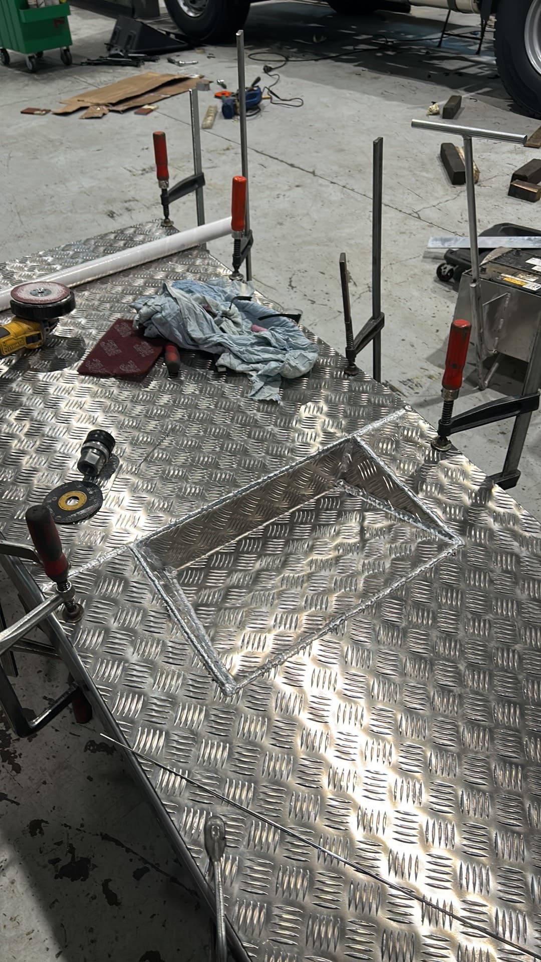 Aluminum Checker Plate Fabrication
